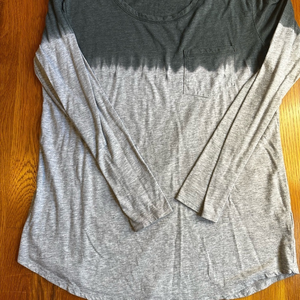 a.n.a‎ Charcoal and Light Gray Long Sleeve Top